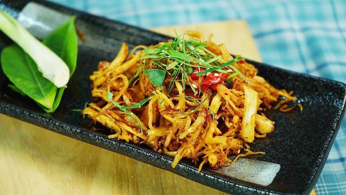 Phở xào Bình Liêu là một trong những ẩm thực tinh túy của người Đồng Văn làm từ gạo Bao thai ngon nhất
