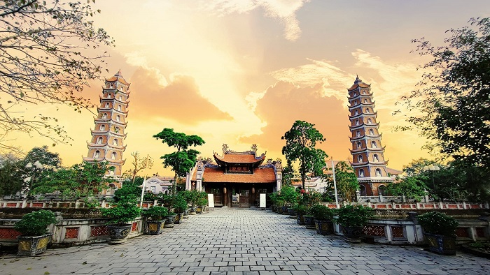 Chùa Hoằng Phúc - ngôi chùa cổ nhất miền Trung Việt Nam 