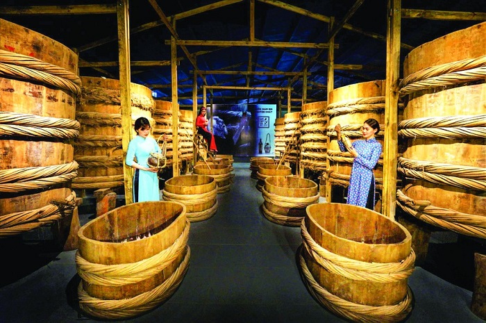 Nhà thùng nước mắm - nơi sản xuất ra những chai nước mắm Phú Quốc nổi tiếng trên thị trường 